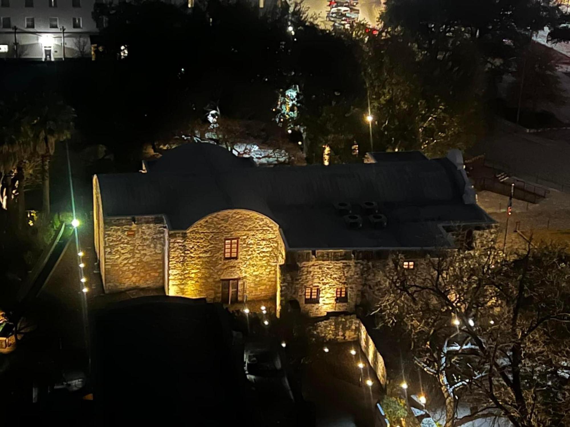 The Emily Morgan Hotel - A Doubletree By Hilton Σαν Αντόνιο Εξωτερικό φωτογραφία