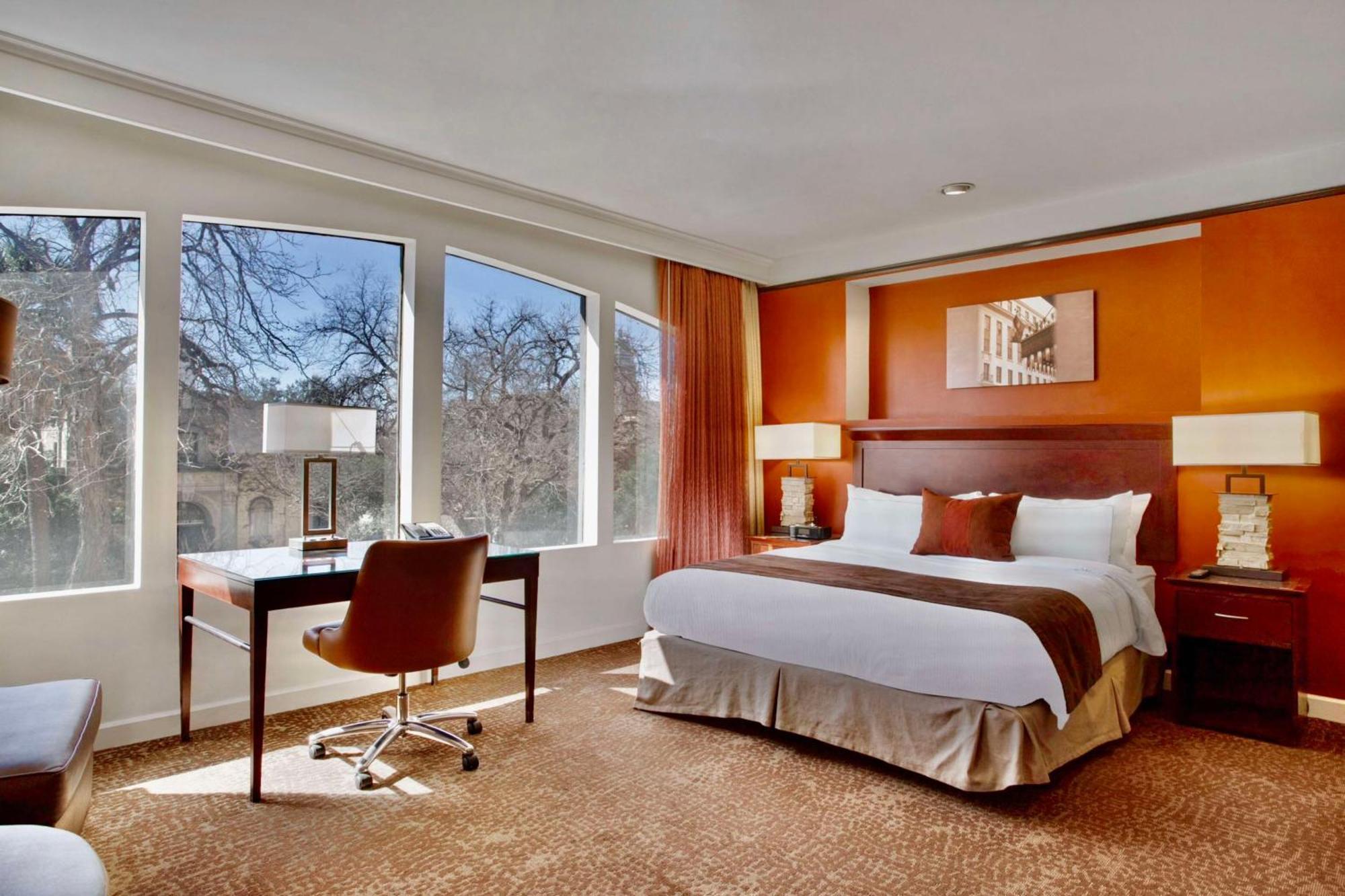 The Emily Morgan Hotel - A Doubletree By Hilton Σαν Αντόνιο Εξωτερικό φωτογραφία