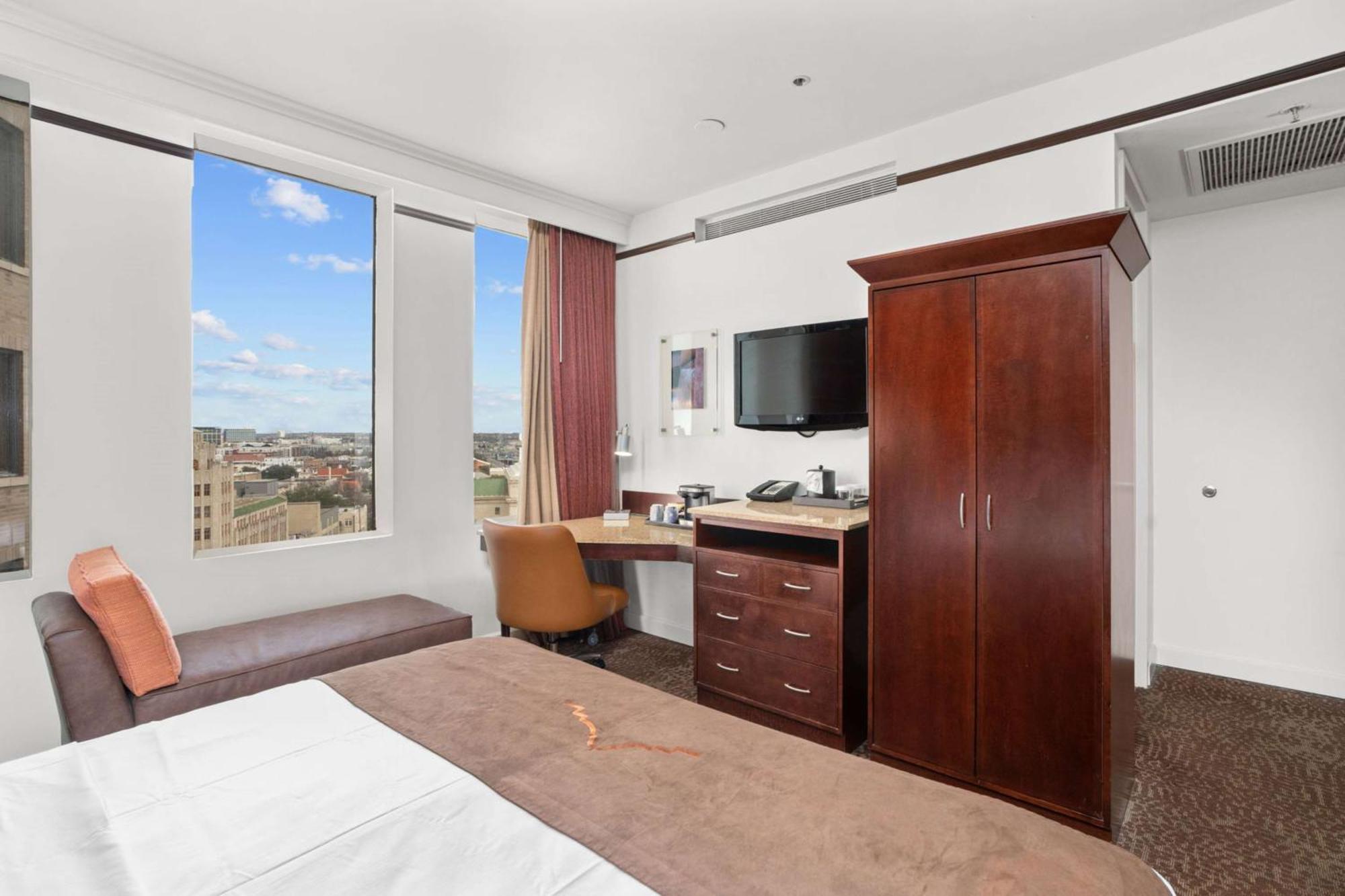 The Emily Morgan Hotel - A Doubletree By Hilton Σαν Αντόνιο Εξωτερικό φωτογραφία