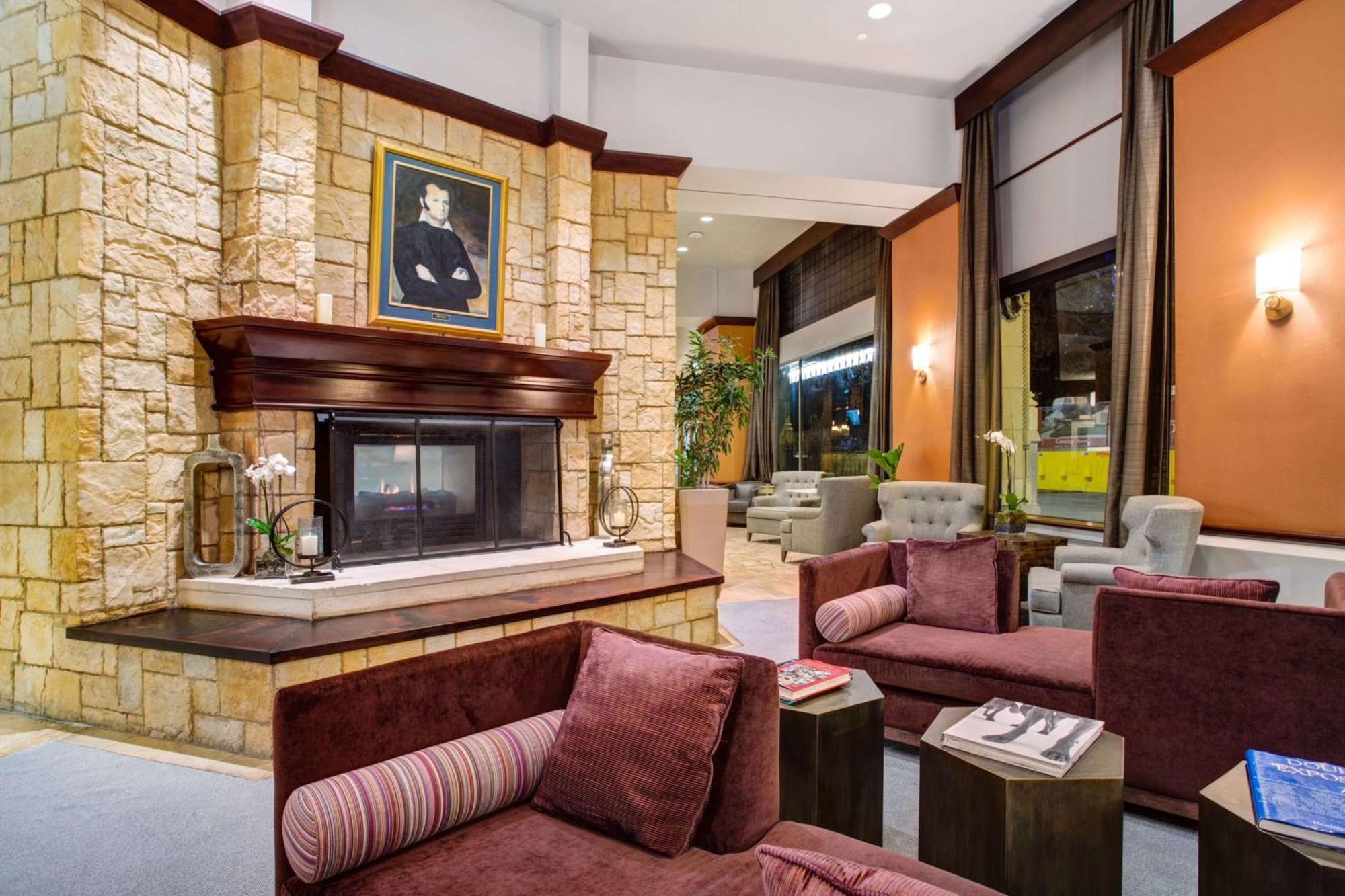 The Emily Morgan Hotel - A Doubletree By Hilton Σαν Αντόνιο Εξωτερικό φωτογραφία