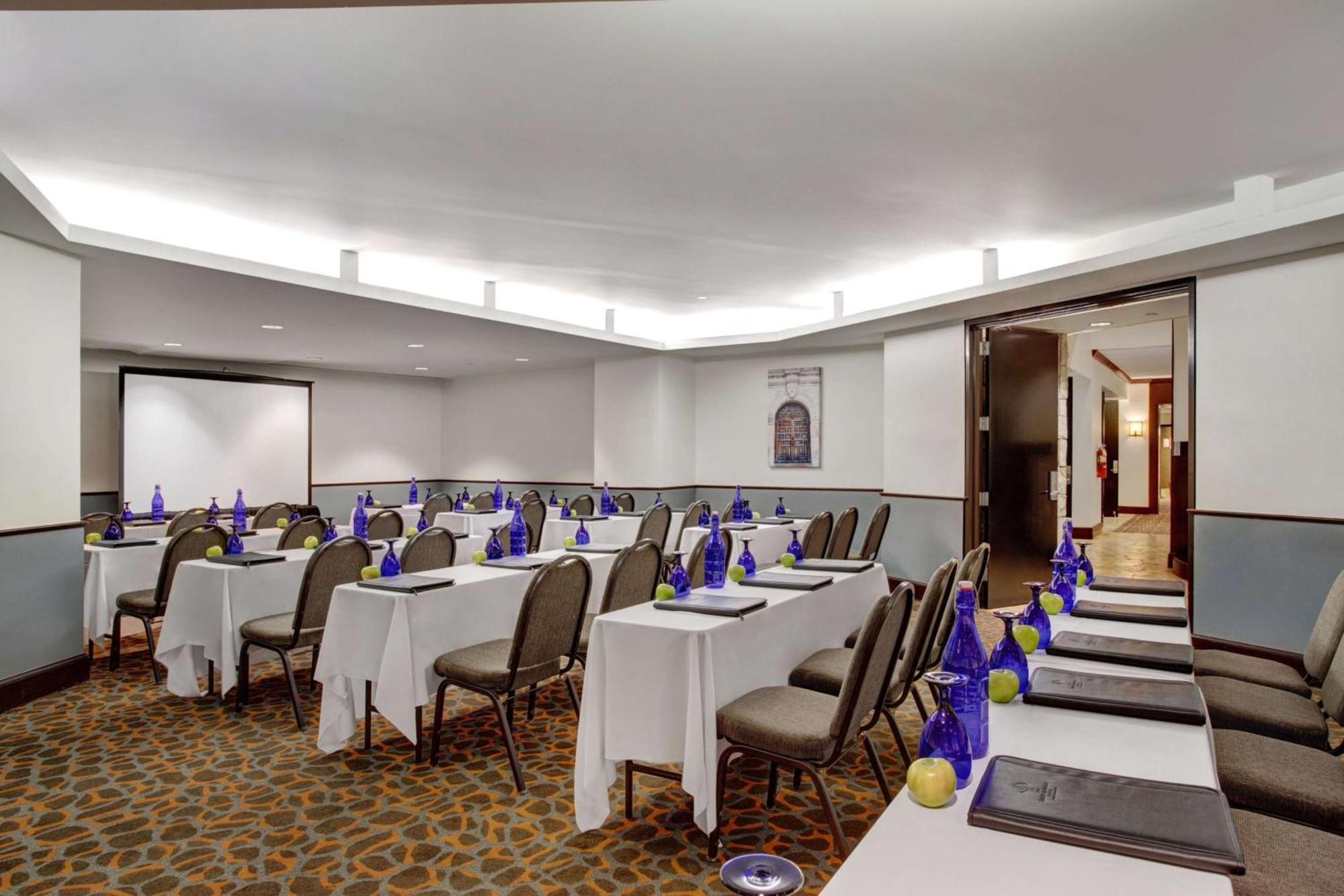 The Emily Morgan Hotel - A Doubletree By Hilton Σαν Αντόνιο Εξωτερικό φωτογραφία