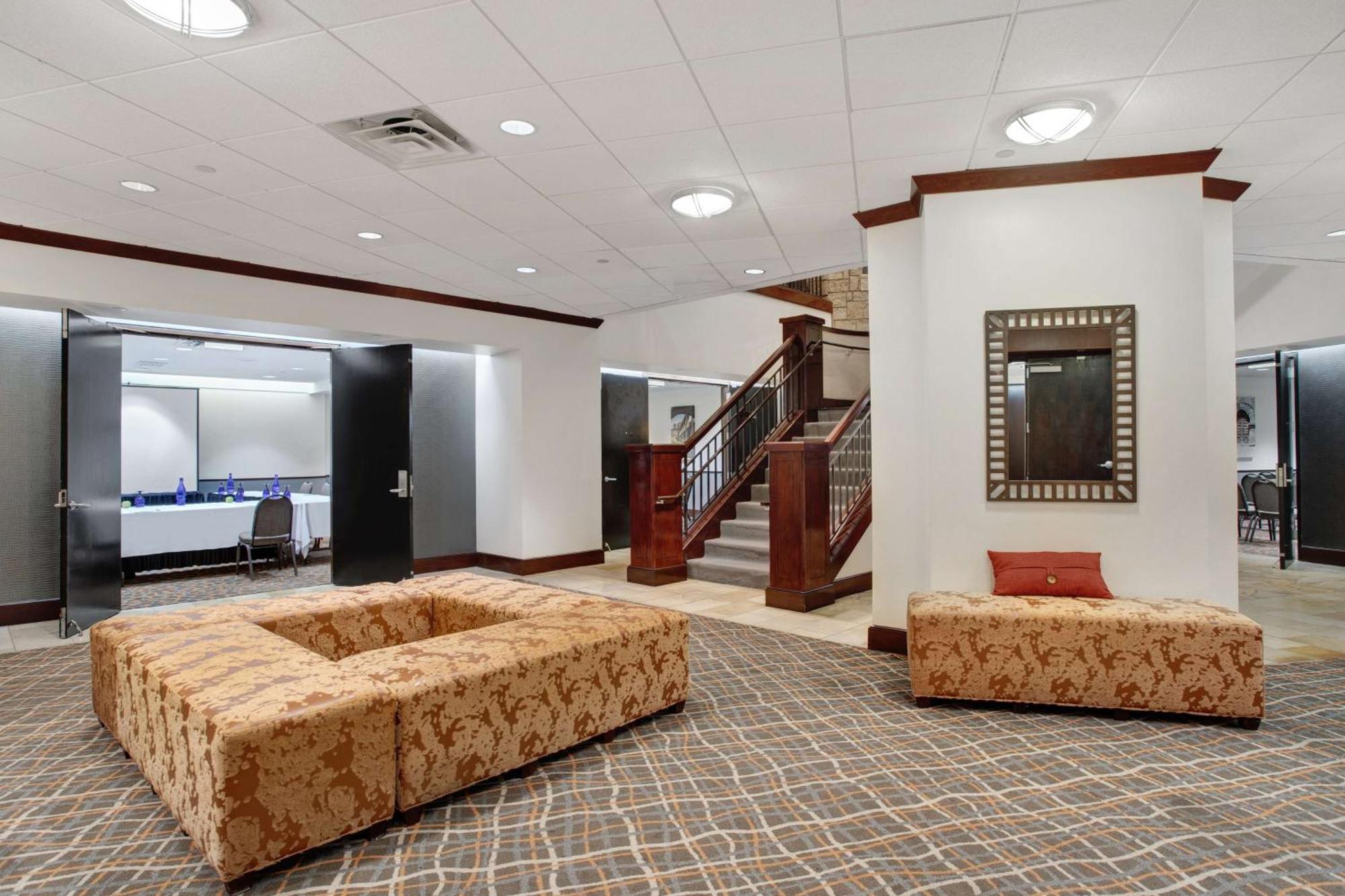 The Emily Morgan Hotel - A Doubletree By Hilton Σαν Αντόνιο Εξωτερικό φωτογραφία